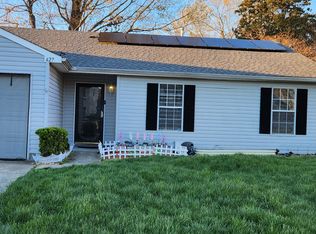 427 Stallings Ct, Newport News, VA 23608