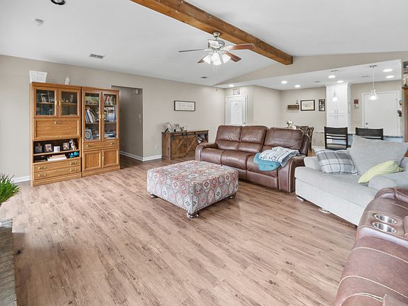 5th image of 4510 Bluewater Dr
