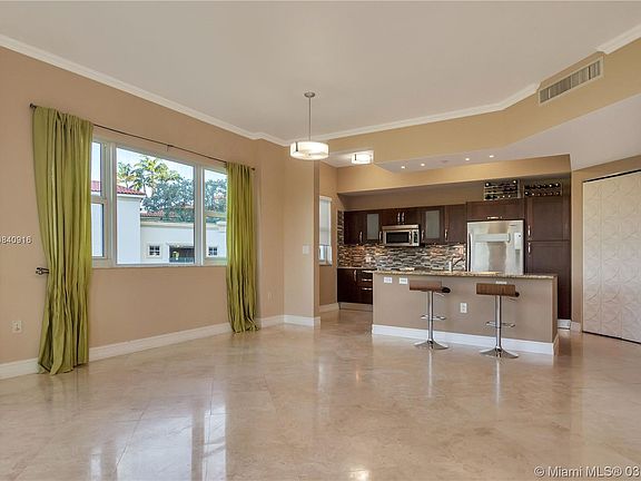 5th image of 19900 E Country Club Dr APT 402