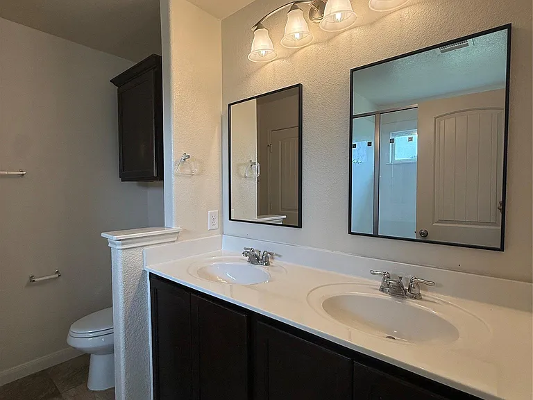 201 N Hunting Lodge Ln — Photo 33