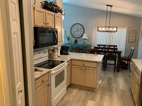 5th image of 2208 Mallory Cir