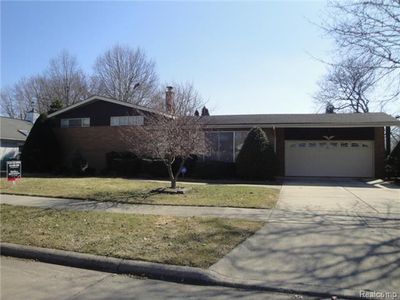 19020 Veronica Ave, Eastpointe, MI, 48021