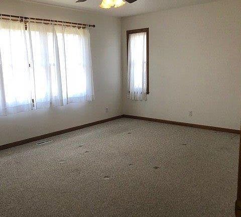 5th image of 15961 Eagle Blvd