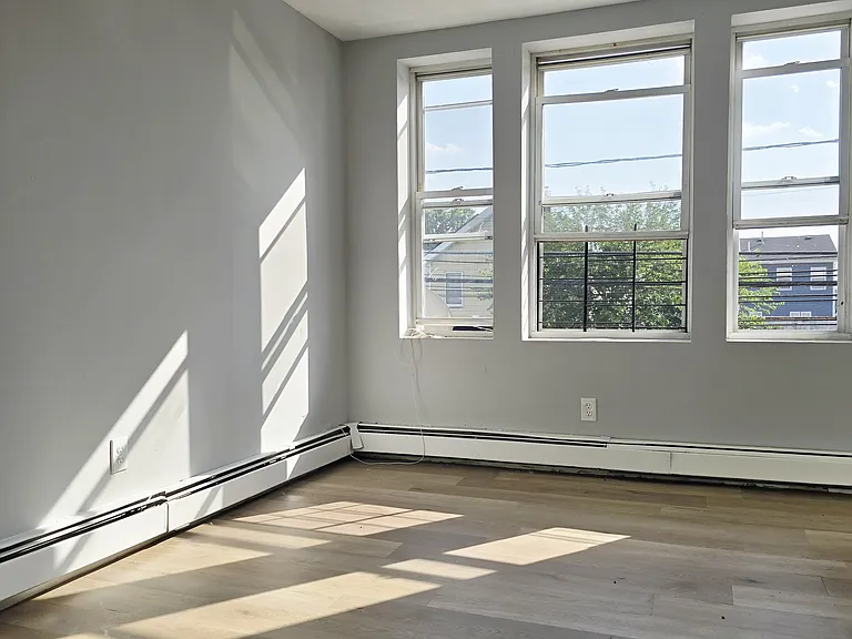 112.5 Greenville Ave #2 — Photo 8