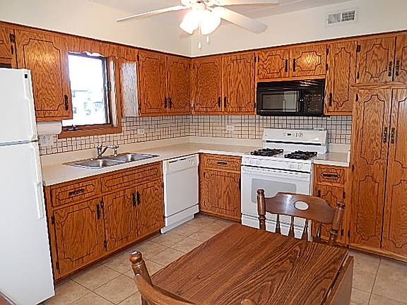 4th image of 11106 Heritage Dr APT 2D
