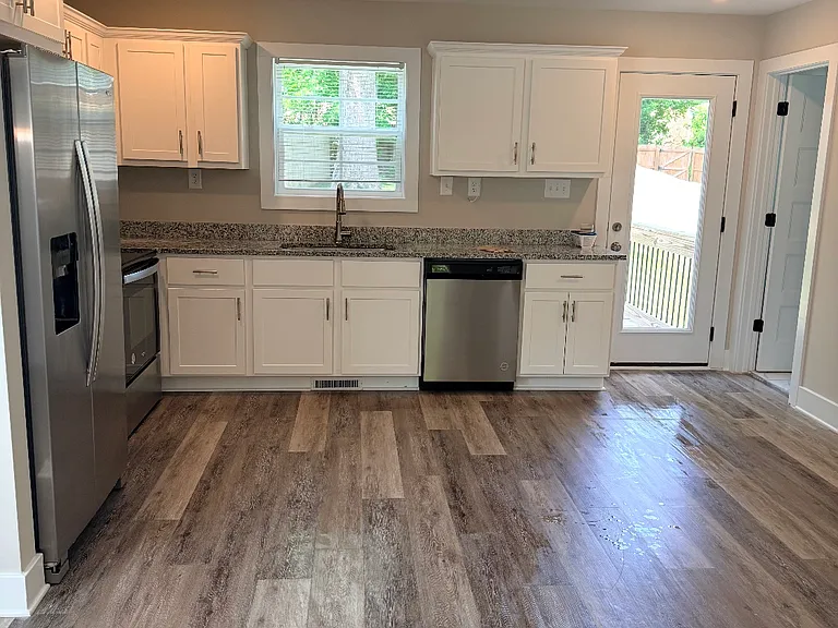 416A Oak St — Photo 15