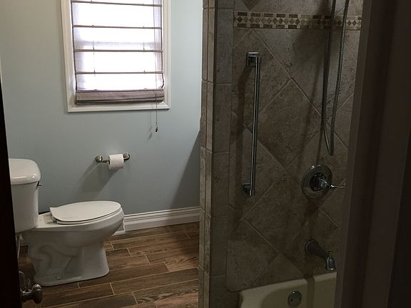 2nd image of 1635 Lowell Ave