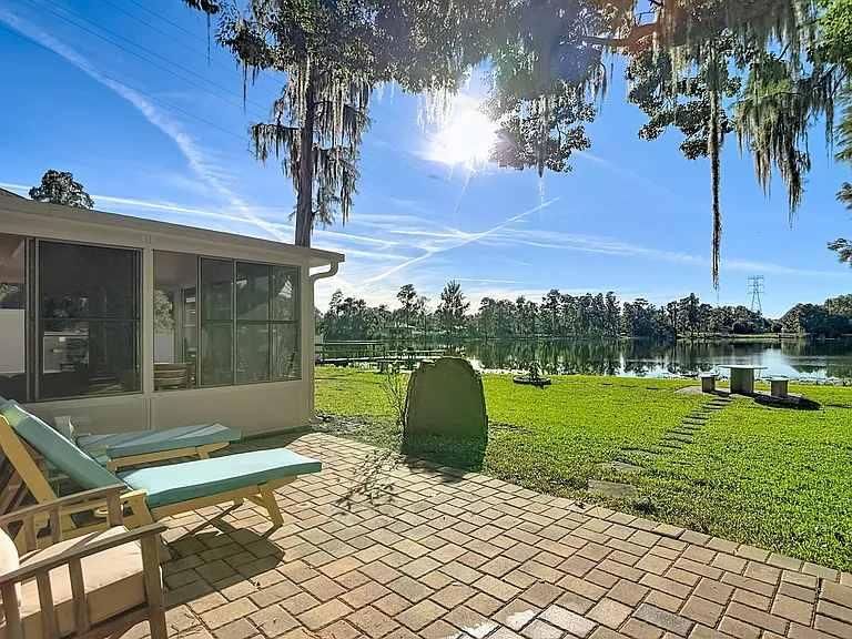 17208 Orangewood Dr — Photo 56
