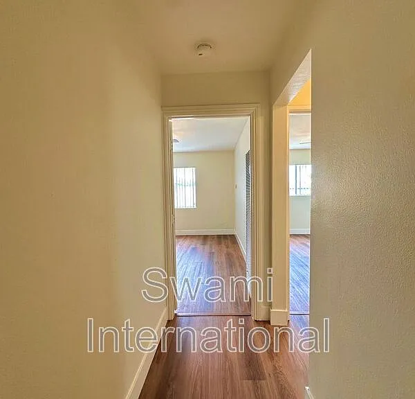 1530 260th St #6 — Photo 32