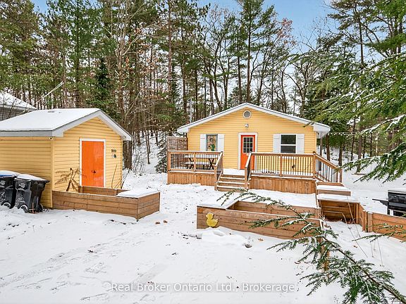 4th image of 1326 Tiny Beaches Rd N