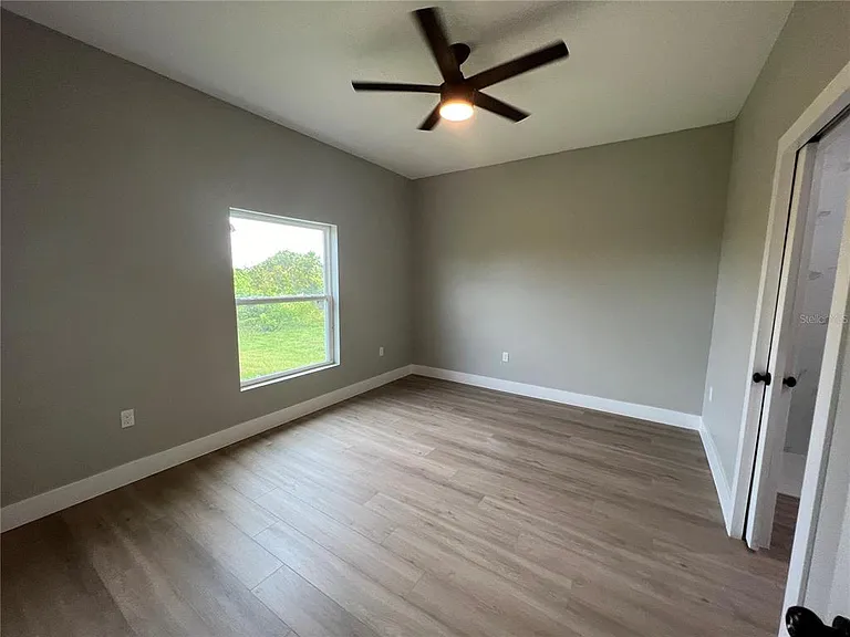 12130 Henley Ave — Photo 13