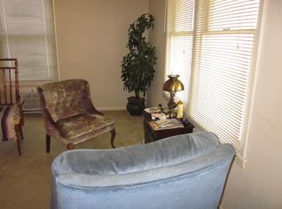 423 E Westbrook St, West Point, MS 39773