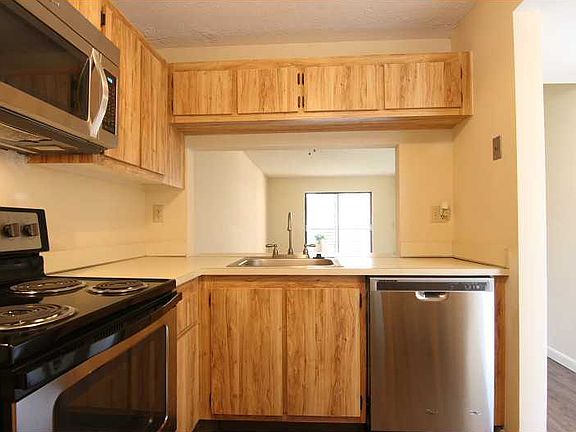 2nd image of 10130 Sunrise Lakes Blvd APT 206