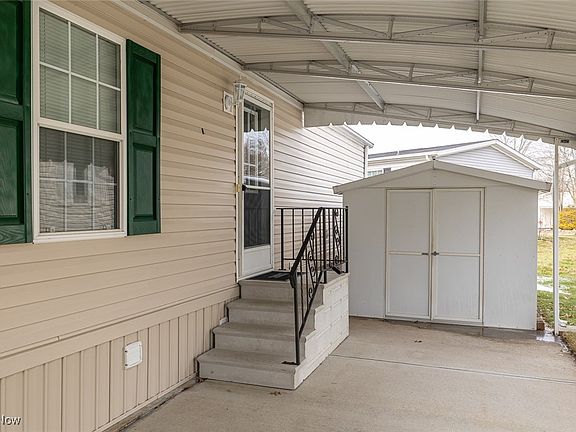 5th image of 9 Brightwood Dr