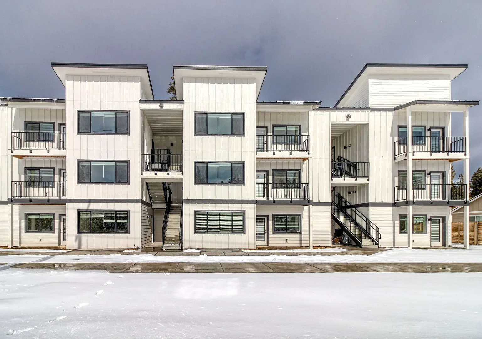 Luxury Apartment in La Pine! — Photo 4