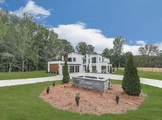 1380 Allgood Rd, Marietta, GA 30062