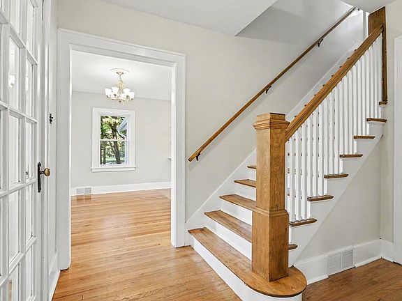 4th image of 1744 Kessler Blvd