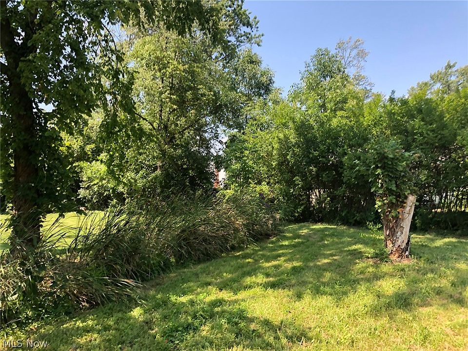 2nd image of Dupont Dr
