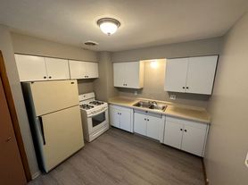 7731 W Hampton Ave. (8 Unit), 2