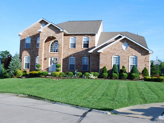 2nd image of 2408 Boardwalk Pl