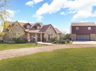 104 Rio Grande Dr, Blanco, TX 78606