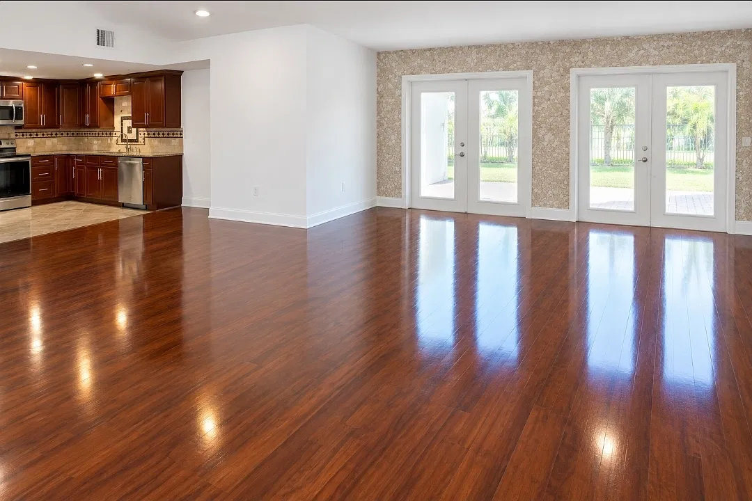 3 bed, 2082 sqft, $2,975 — Photo 3