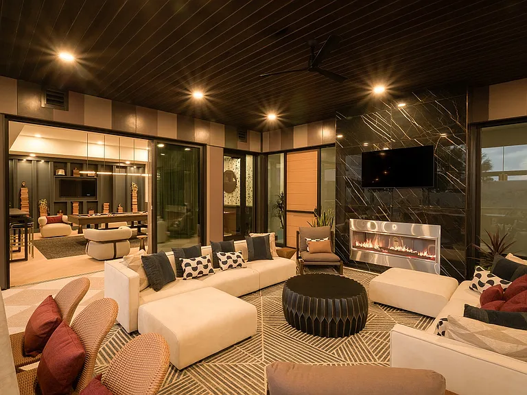 Huxley Scottsdale — Photo 39