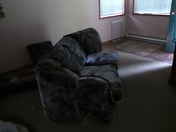 2nd image of 2705 Neals Ln