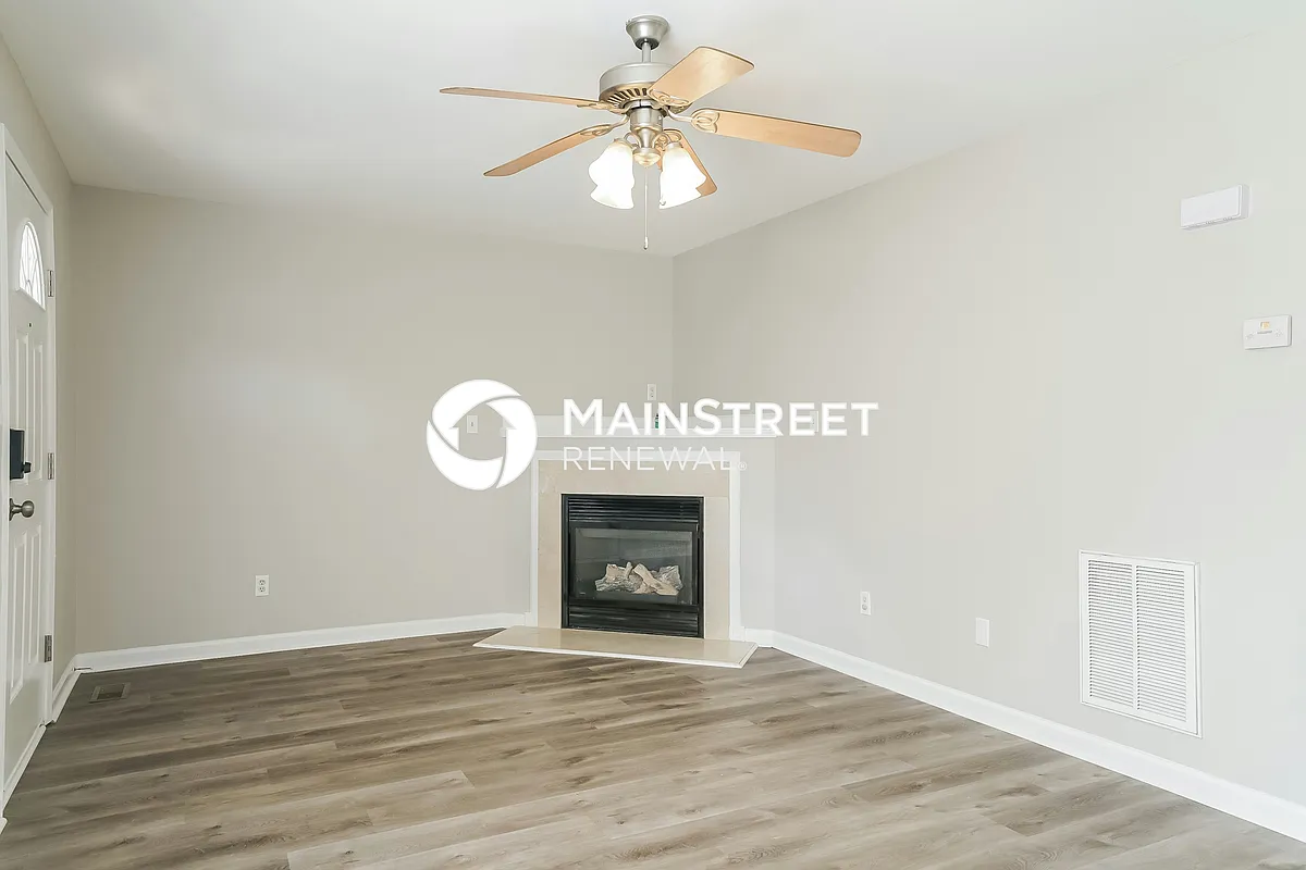 Living Room - 4912 Windblown Ct