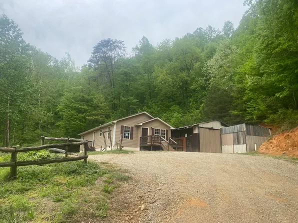 297 Campbells Mountain Rd, Tyro, VA 22976