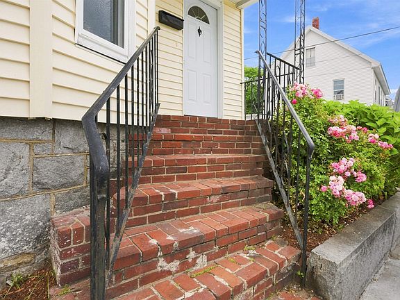 4th image of 18 Summer Street