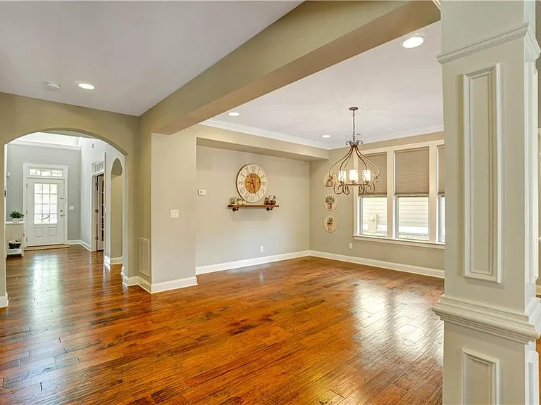 633 Leland Pkwy — Photo 14