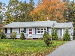 137 Beach St, Foxboro, MA 02035