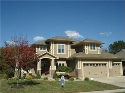 1720 SW Kendall Dr, Lees Summit, MO, 64082
