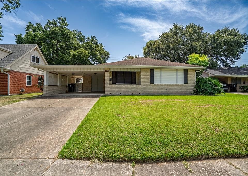 1st image of 2518 Somerset Dr