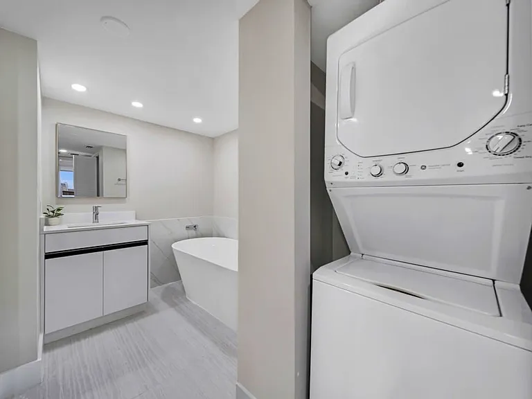 Washer/Dryer