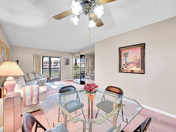 3rd image of 10101 Sunrise Lakes Boulevard #305