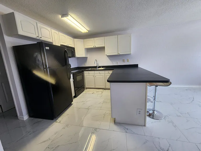 251 Circle Dr #A — Photo 6
