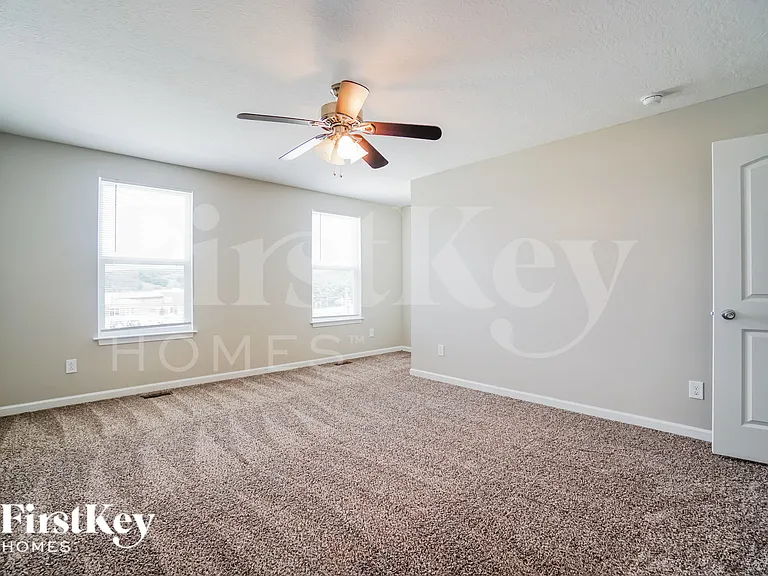 2144 Greencrest Way — Photo 13
