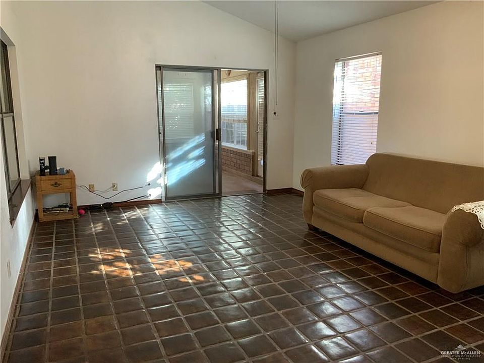 1st image of 3620 Gumwood Ave Unit 28