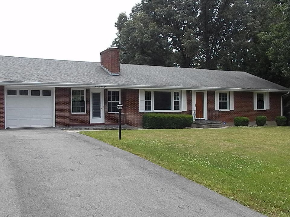 1st image of 328 Dawnridge Dr