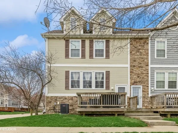 4414 152nd St, Urbandale, IA 50323