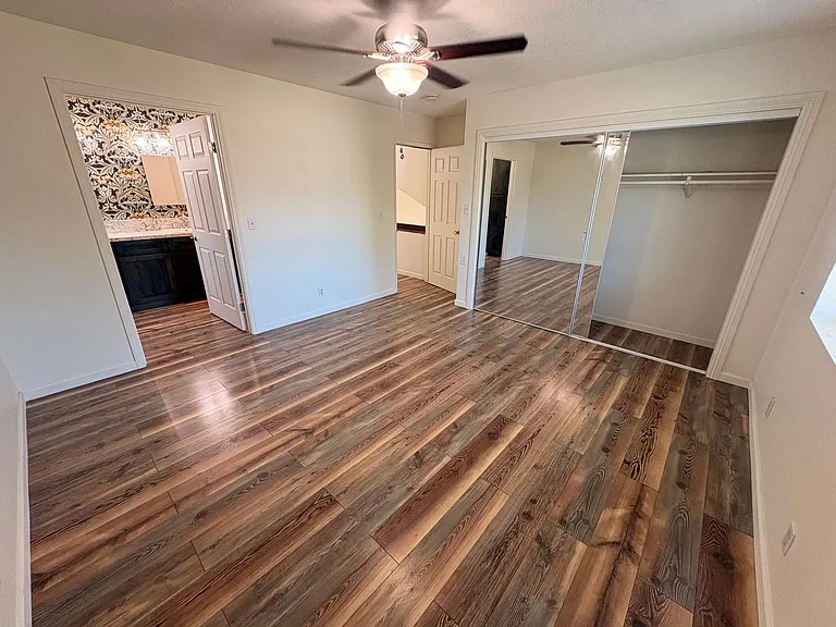 2212 N Edison St — Photo 10
