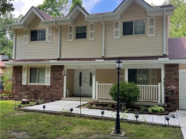 5528 NW Verlin Dr, Kansas City, MO 64152