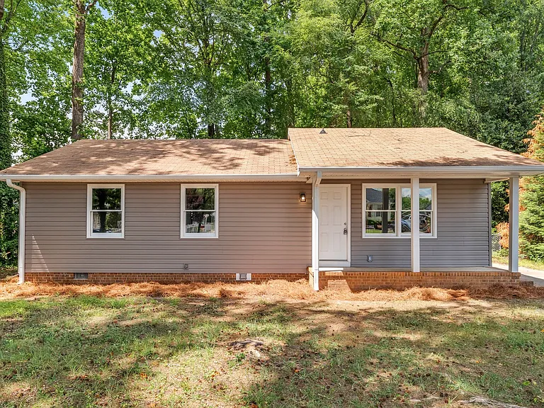 4120 Elmyra Dr — Photo 1