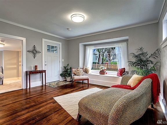 3rd image of 4029 Fawcett Ave