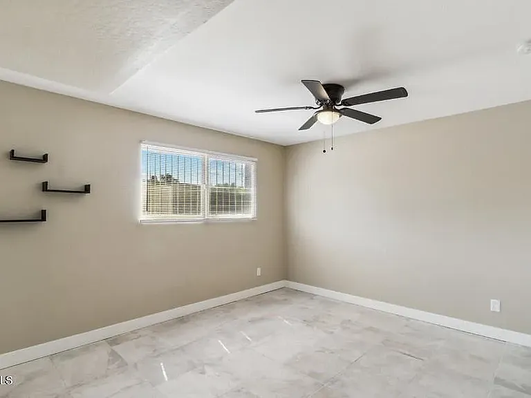 1737 E Manhatton Dr — Photo 17
