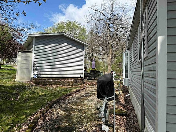 4th image of 234 Skyway Dr