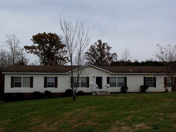 1st image of 82 Acorn Ct
