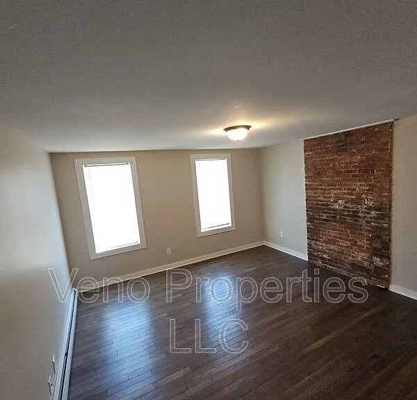 5 Marshall St #2 — Photo 5